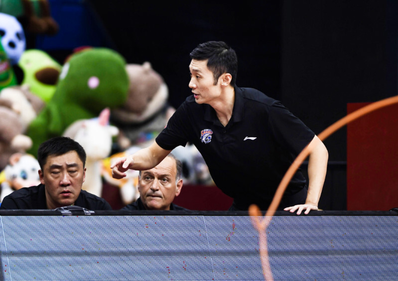 爱游戏-TheShy迎来十五赛季出色发挥，尤文图斯观众热烈欢呼！赢得满堂喝彩(thebluesteye段落划分)