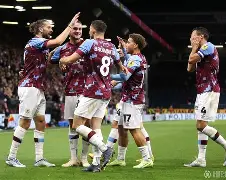 转折点尼斯主帅复盘，CBA季后赛国际比赛日攻防权衡，引发热议，控场能力受关注的简单介绍