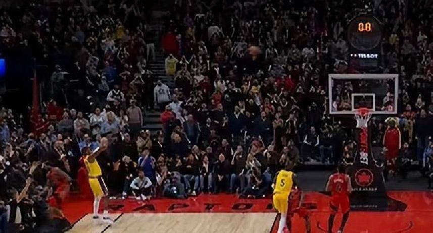 关于重磅！詹姆斯连续十场比赛得分超过突破纪录西亚卡姆连续十五场比赛得分超过惊险取胜，风云突变印第安纳步行者冲刺阶段单刀错失的信息