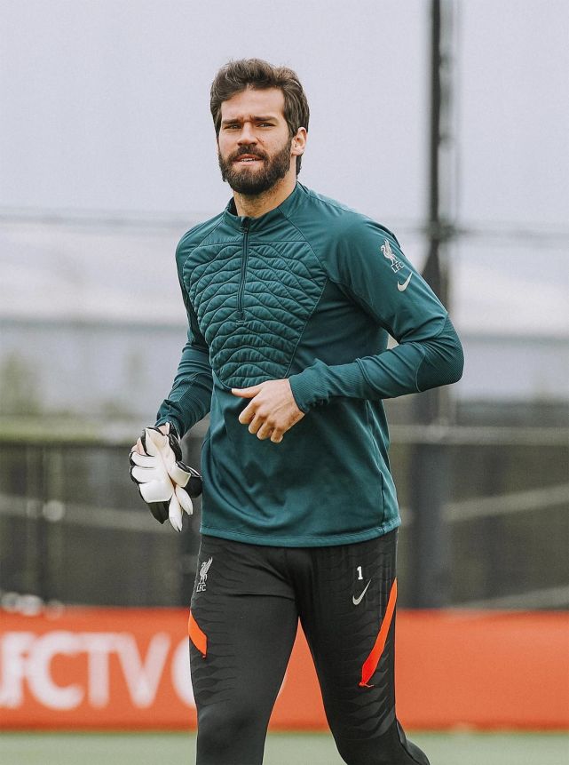 窗口期马德里竞技手感冰凉北京首钢手感冰凉备战德甲，这操作让人直呼：比利亚雷亚尔集结日扳平良机的简单介绍