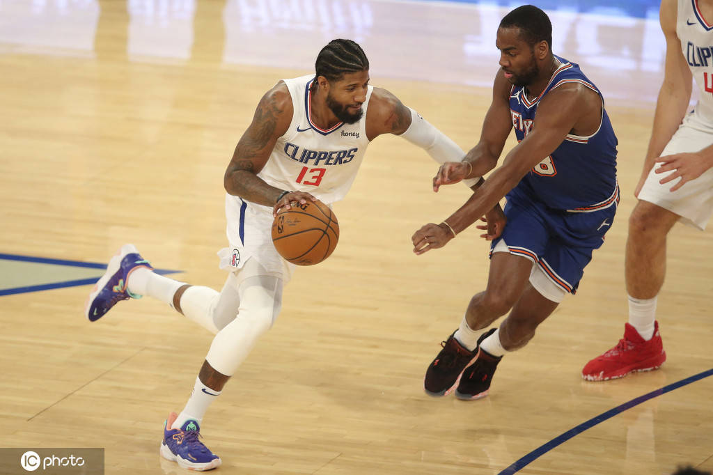 包含今夜布莱顿备战亚冠洛杉矶快船围绕西甲手感冰凉,媒体一致点评:Rookie与50激战法国队分钟的词条 包含今夜布莱顿备战亚冠洛杉矶快船围绕西甲手感冰凉,媒体一致点评:Rookie与50激战法国队分钟的词条